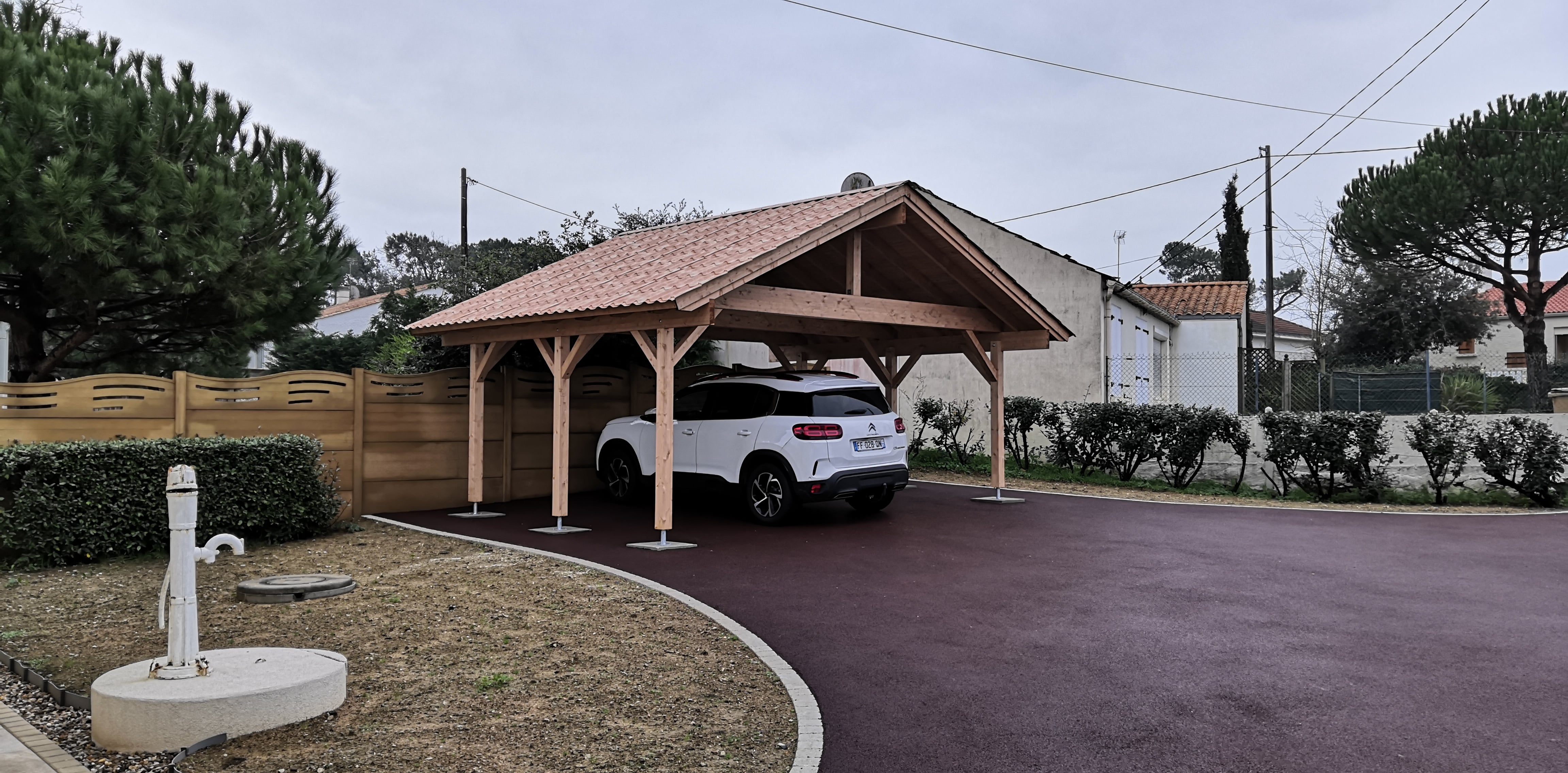 Carport bois toit deux pentes Autour du Bois Concept